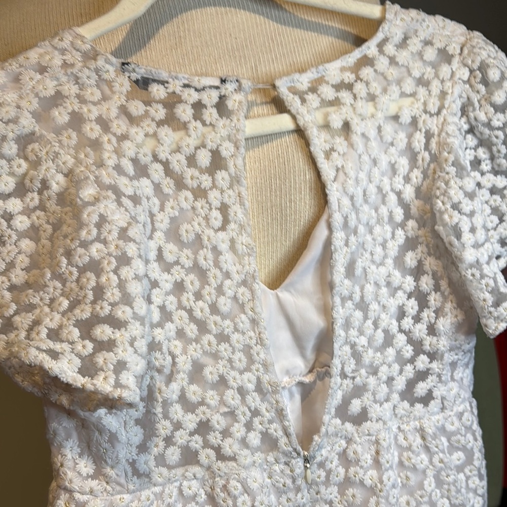 Zara White Ruffled Tiered mini dress sz S white flowers - Picture 5 of 5